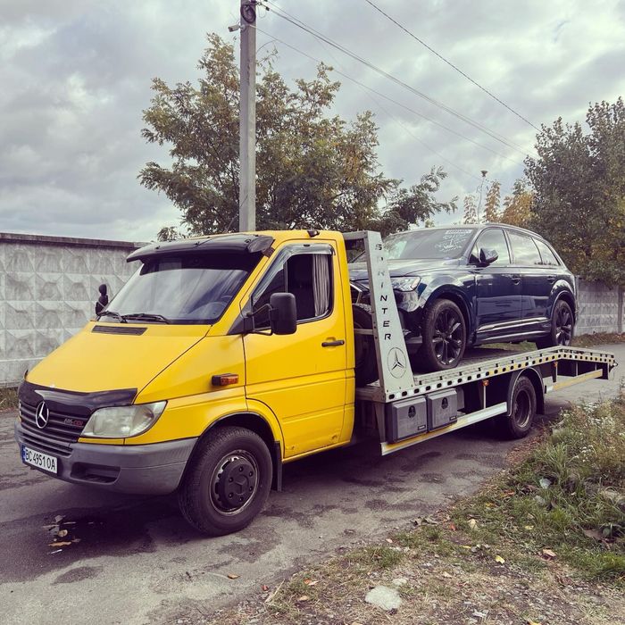 Евакуатор Київ