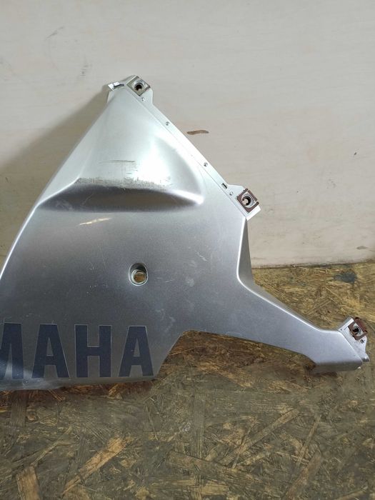 Yamaha YZF 1000 R1 RN09 02-03 osłona boczek prawy bok oryginał pług
