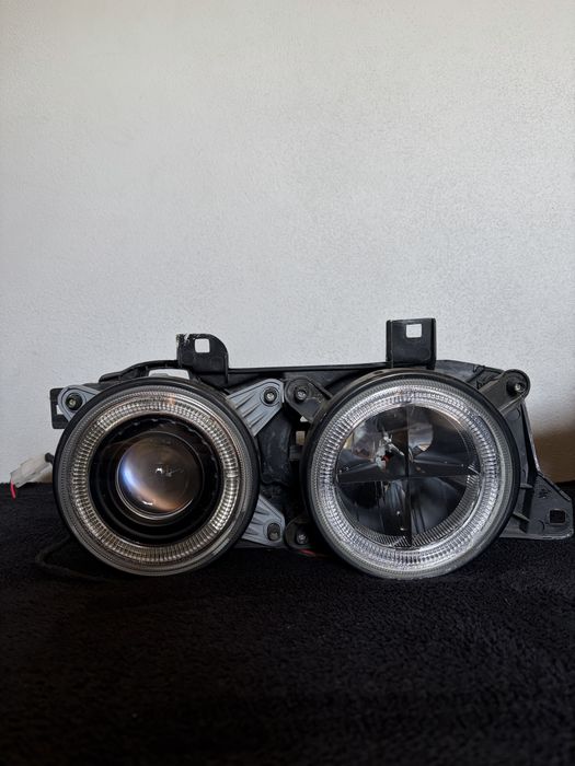 Lampy BMW seria 5 E34 ringi