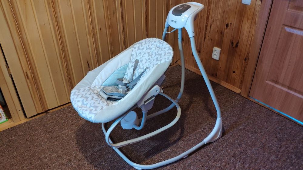 Крісло-гойдалка Ingenuity "SimpleComfort" в ідеальному стані