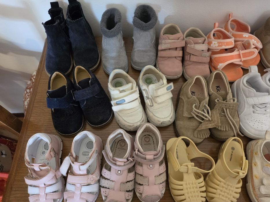 Lote Sapatos Menina 21 ao 25