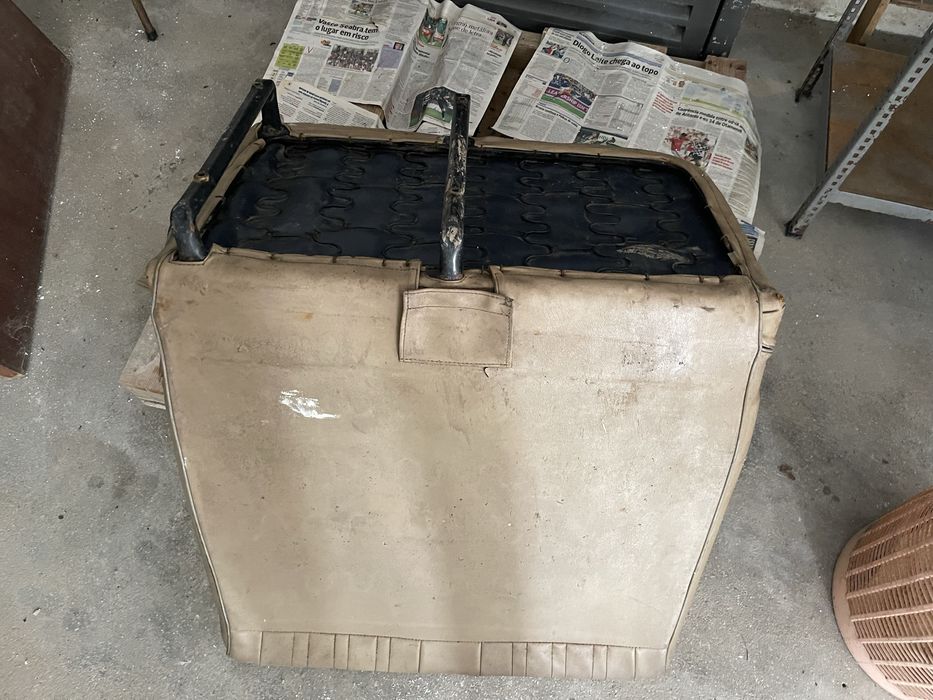 Vendo banco passageiro duplo original UMM campina