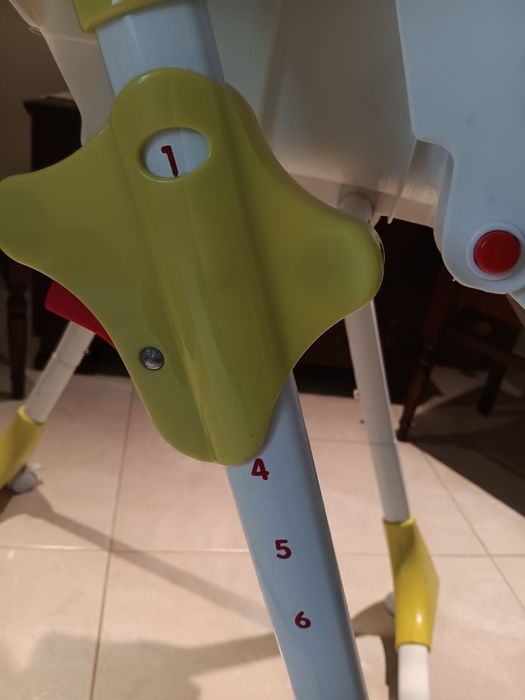 Cadeira de refeição