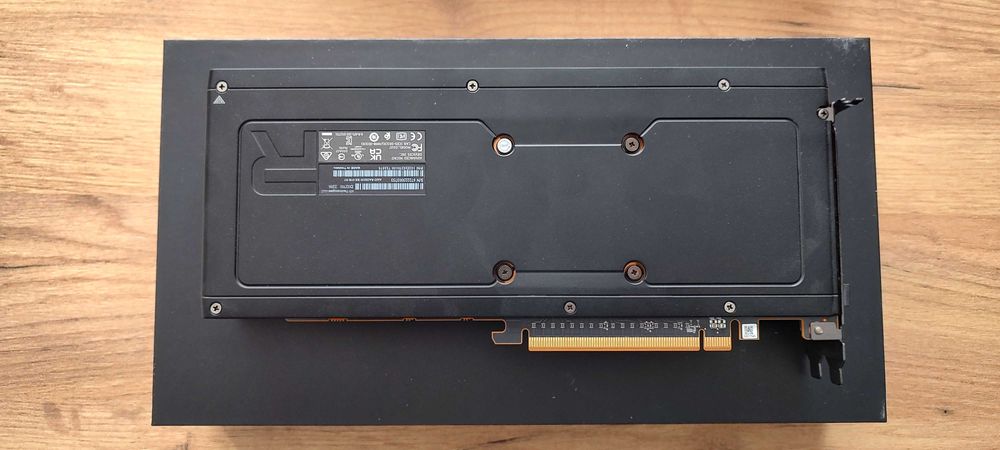 Karta graficzna XFX Radeon RX6750XT Core