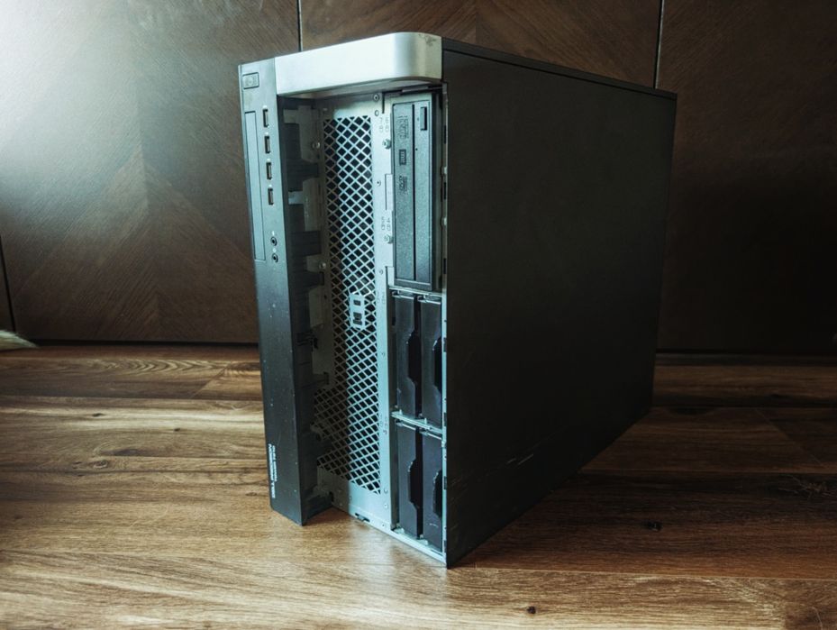 DELL Tower T7910 192GB RAM, 6.5TB HDD + SSD, chłodzenie cieczą, 2x CPU - stacja robocza deweloperska / CAD / serwer