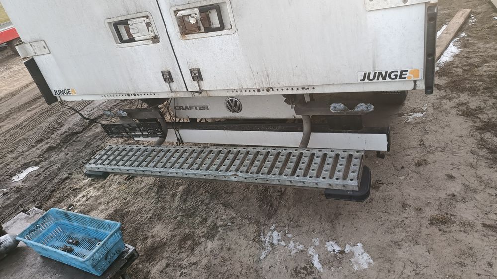 Podest stopień do kontenera pod busa