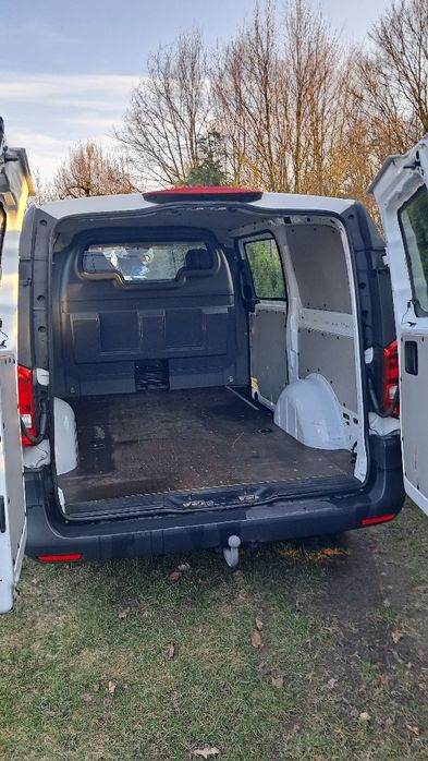 Vito 447 dostawczczy hak