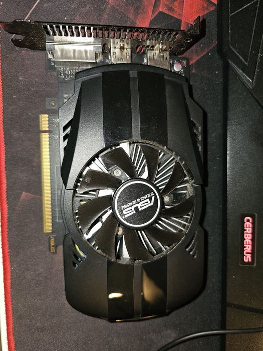 Placa Grafica Asus Nvidia GTX 1050 em óptimo estado