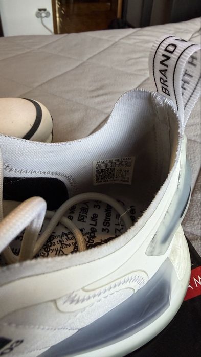Tenis Adidas NMD edição especial 43