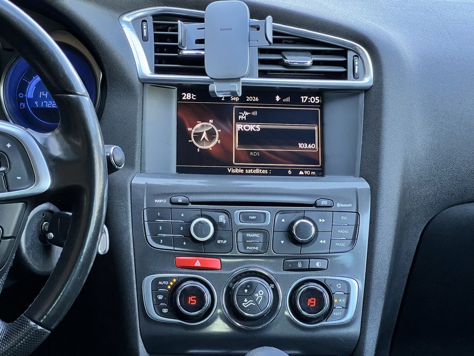 Citroen c4 2011 рік 1.6 бензин
