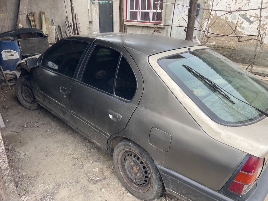 Продам Nissan primera p10 1993 года