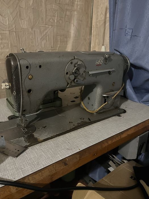 Продам промислову швейну машину