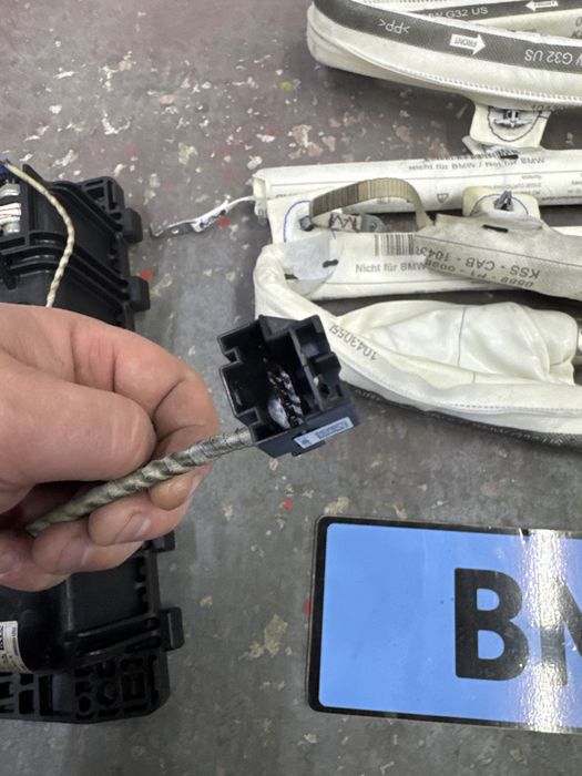 Безпека airbag шторка аирбег Безопастность Подушка торпеды BMW G32 640