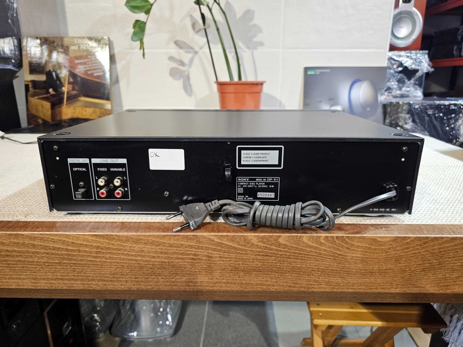 Програвач Sony CDP-911 ЦАП Sony CXD2562Q