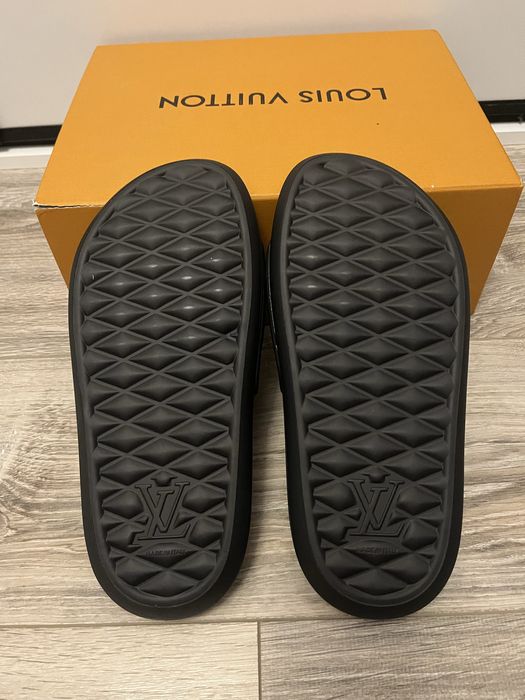 Klapki Louis Vuitton