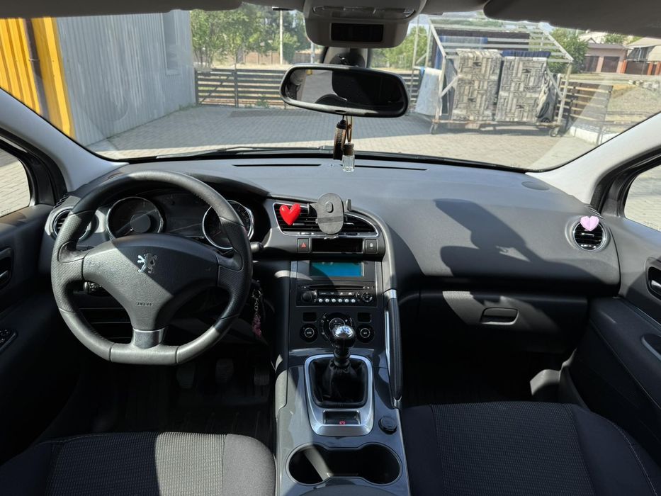 Peugeot 3008. 2012 рік