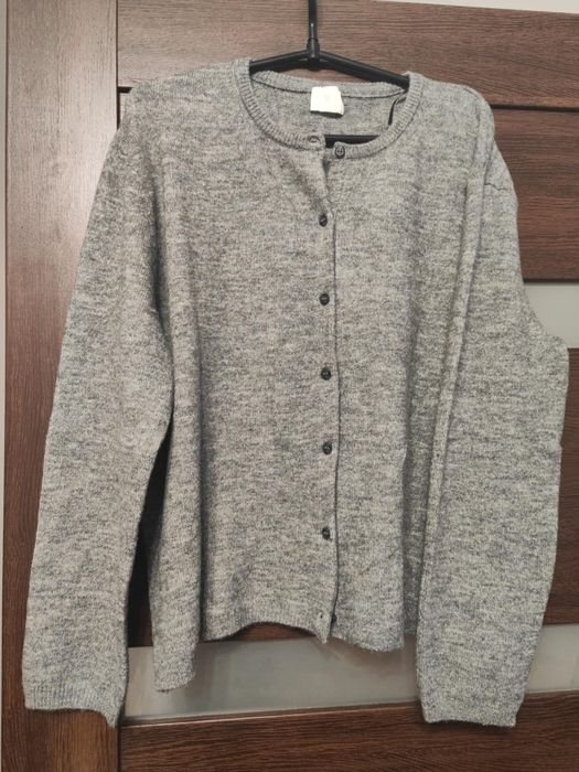 Sweter szary rozpinany