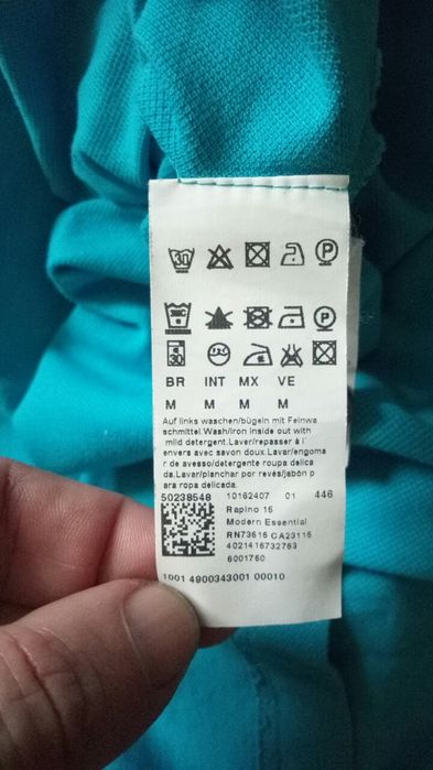 Продам поло футболку Hugo Boss