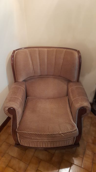 Sofás, poltronas Viseu • OLX Portugal