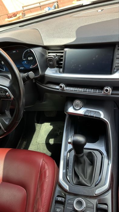 Автомобіль Haval H6