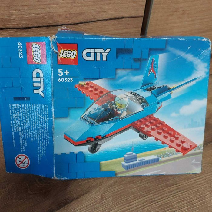 LEGO City Каскадерський літак (60323). лего сіті