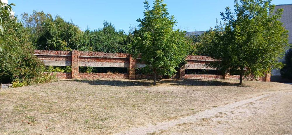 незавершене будівництво в Смілі