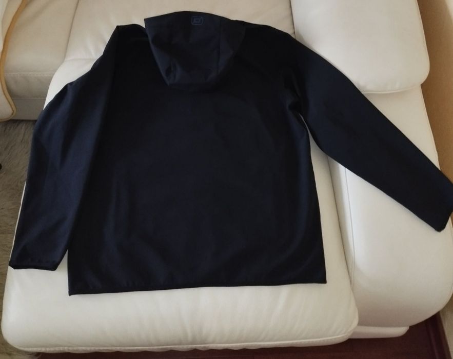 Термокуртка нова якісна фірмова чоловіча Belоwzero Switzerland р.ХХL