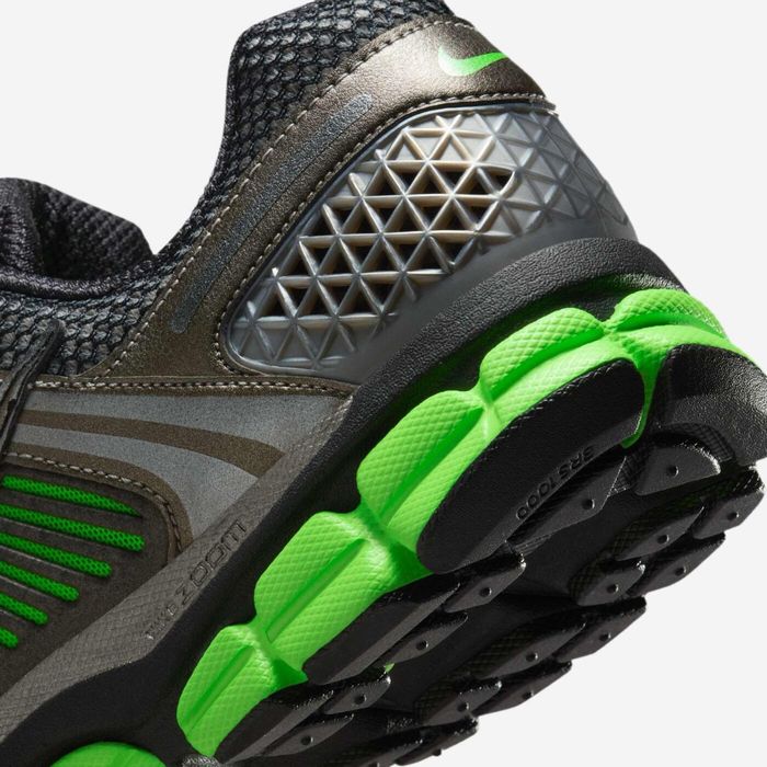 Оригінал 100%   Nike Zoom Vomero 5 Se Black/Grey IB2988-001. / від 26,5см до 29,5см/