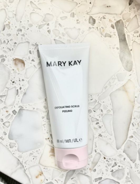 Złuszczający Peeling Ziarnisty Mary Kay®