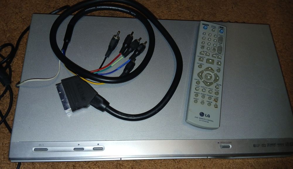 odtwarzacz płyt CD/DVD/VCD marki LG