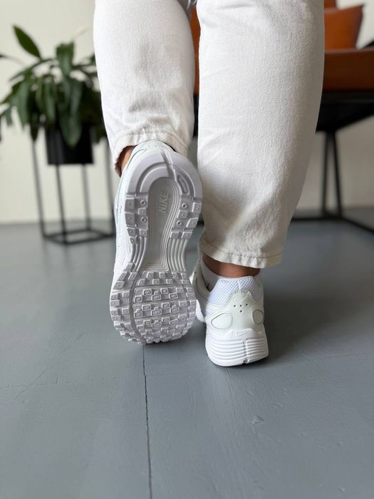 36-45 Nike P-6000 Triple White