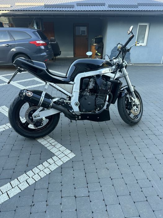 Suzuki GSX-R750