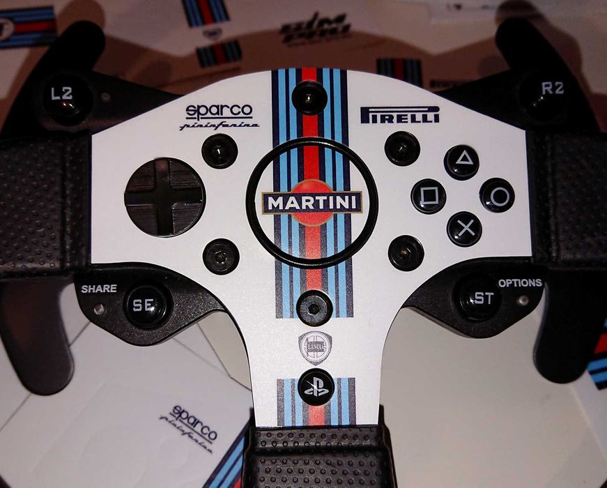 Naklejki na kierownicę Thrustmaster T300 RS GT różne wzory laminat UV