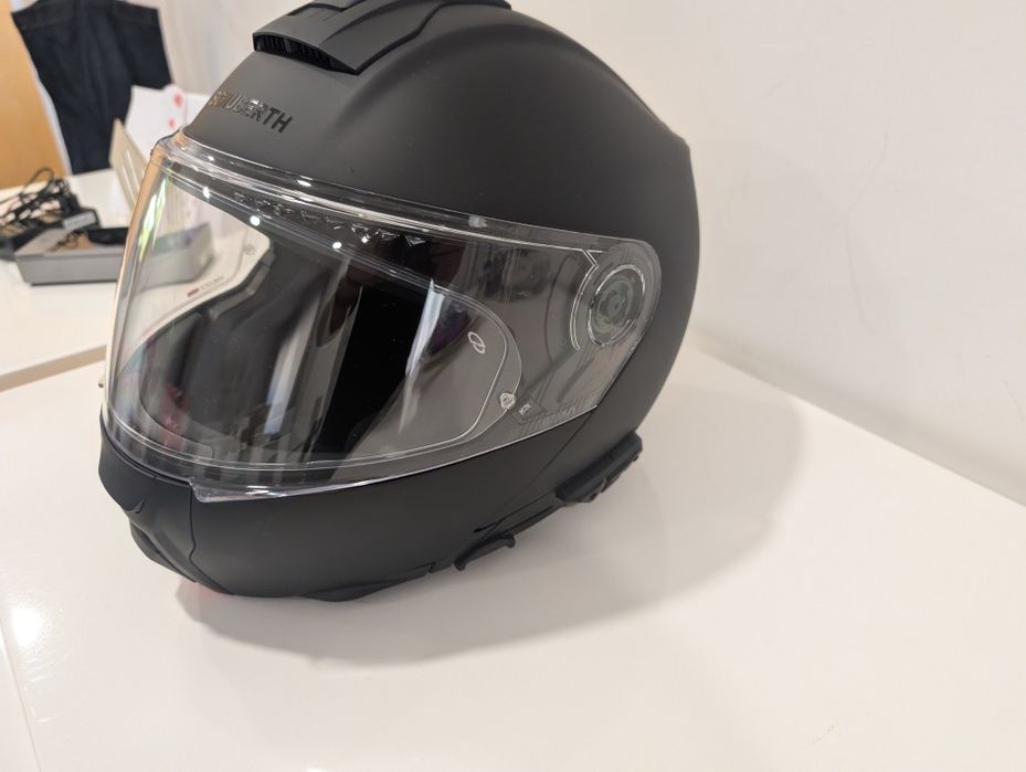 SCHUBERTH C5 e intercomunicador SC2