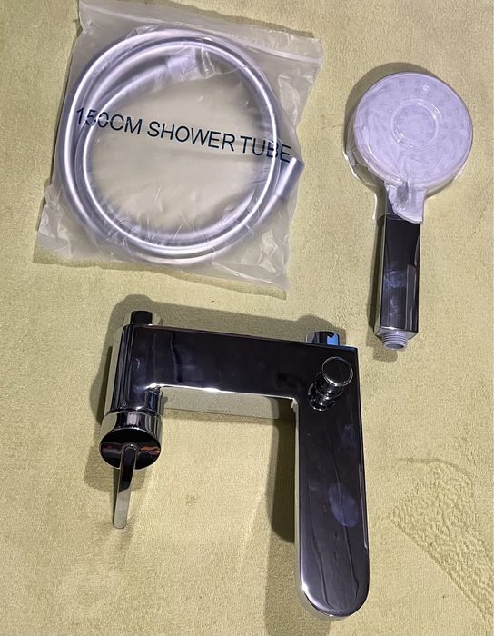 Смеситель в ванную Devit Laguna