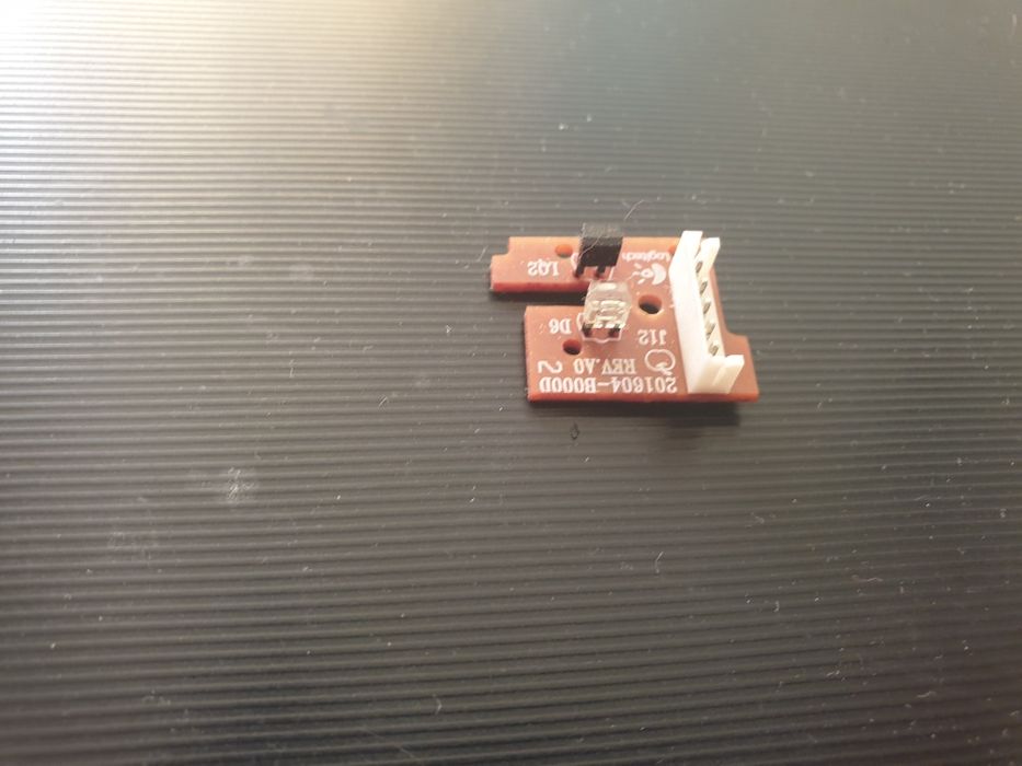 Запчасти к рулям Logitech