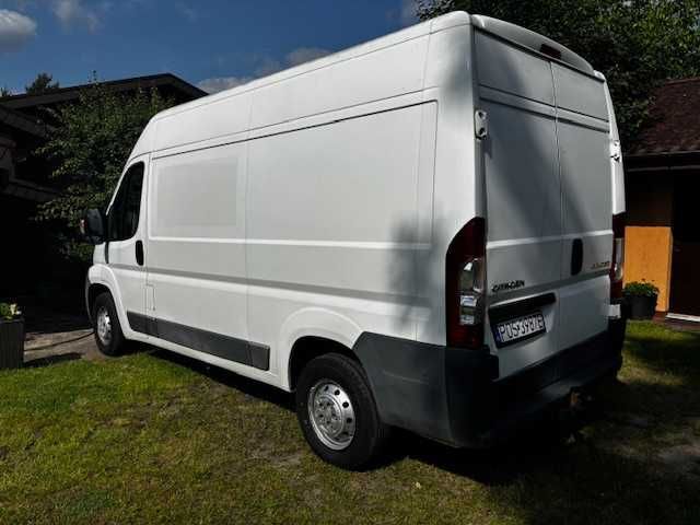 Bus dostawczy na wynajem Citroen Jumper L2H2
