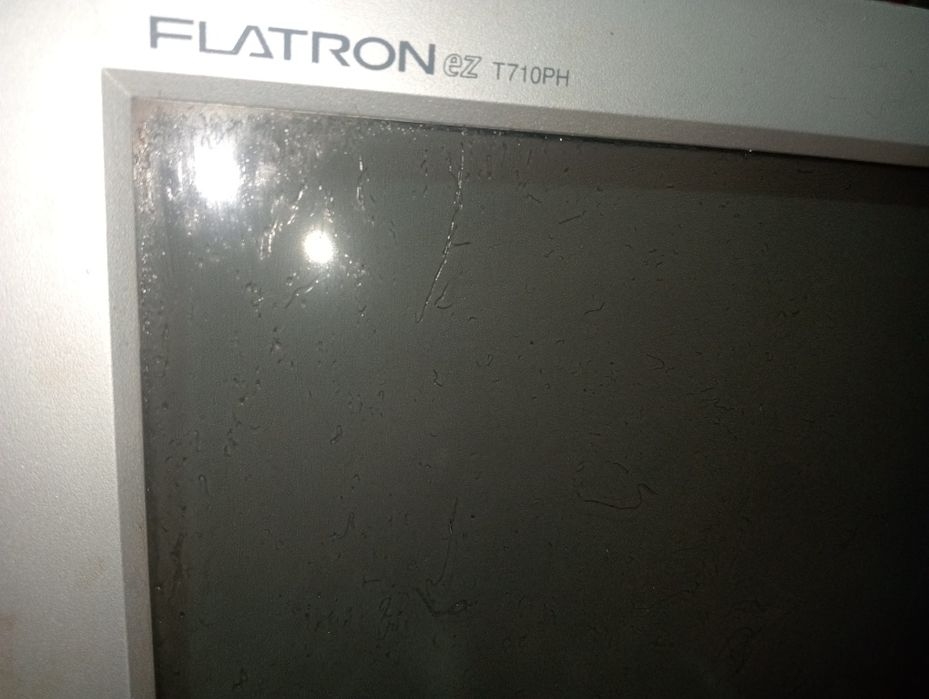 Монітор LG FLATRON T710 PH