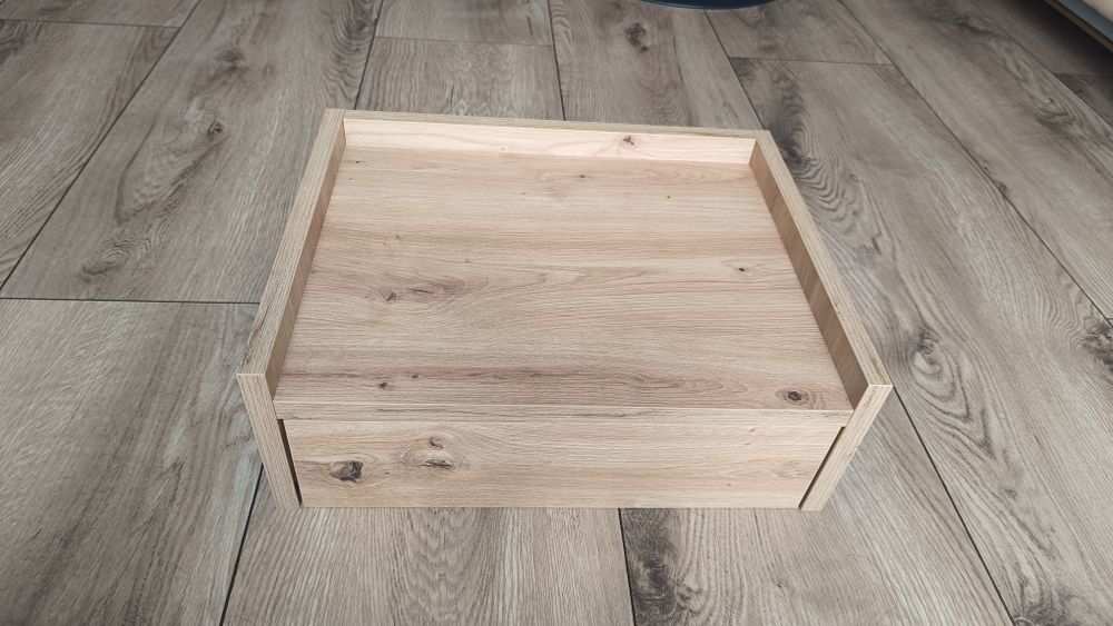 Dwie nowe szafki nocne