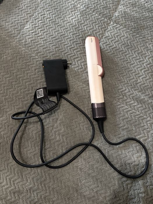 Alisador de Cabelo DYSON Airstrait ( Ceramic Pink)