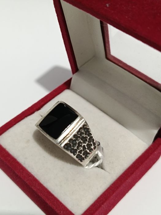 Srebrny sygnet z onyksem roz.26, srebro próby 925