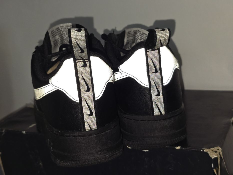 Buty Nike Air Force 1'07 LV8 UT Reflective odblaskowe