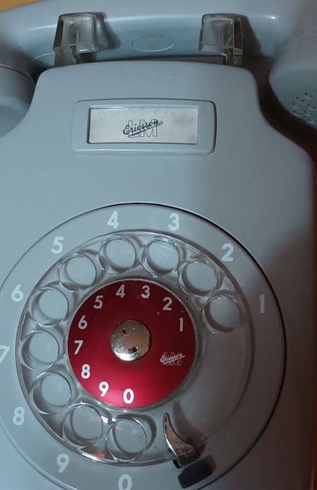 Telefone de parede Ericsson