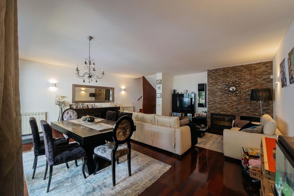 Mobília Completa de Quarto e Sala para venda até final de Fevereiro