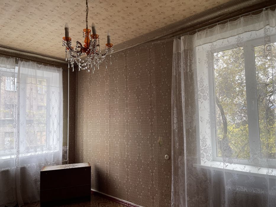 Квартира від власника центр єВідновлення світло є!