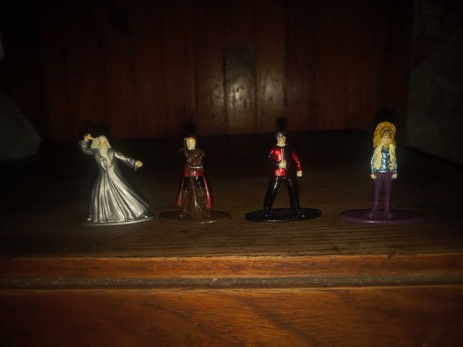 Figurki Marvel Prawie cała kolekcja plus 4 figurki z Harrego Pottera