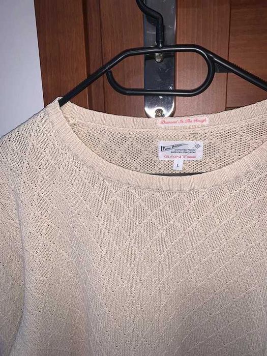 Kremowy beżowy sweter