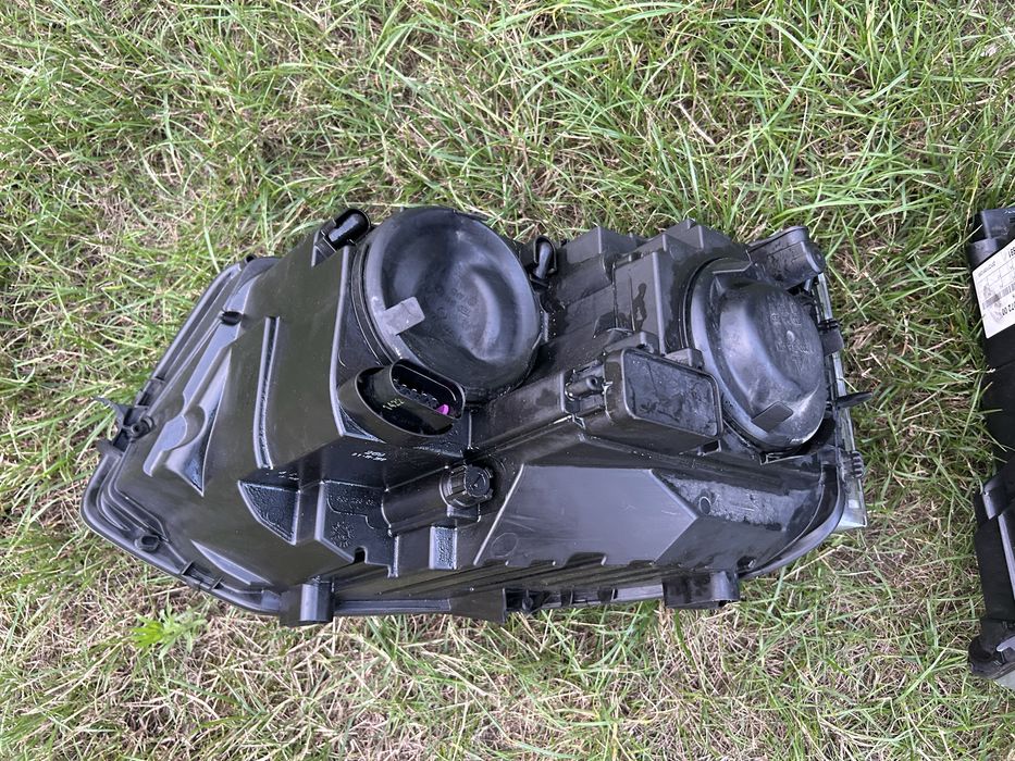 VW Transporter T5 LIFT LAMPY przednie komplet