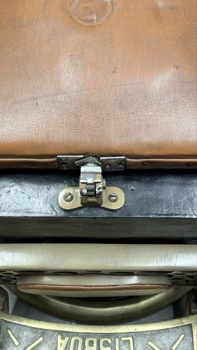 Cadeira de barbeiro Pessoa Lisboa