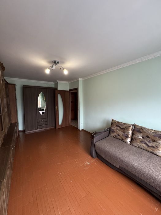 Продаж квартири в спальному районі